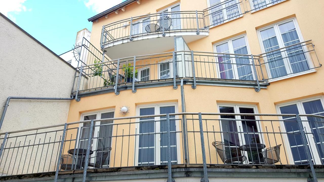 Villa Viktoria 1 - Apartments - City Center Ингольштадт Экстерьер фото